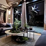 Modern With A Great View, Located Between The Arctic Cathedral And The Cable Car * Tromsø