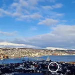 Vila Modern With A Great View, Located Between The Arctic Cathedral And The Cable Car Tromsø